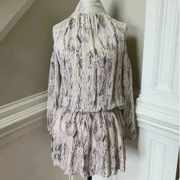 Ramy Brook Lauren Cream Snake Print Cold
Shoulder Smocked Silk Dress Size S - Picture 3 of 7